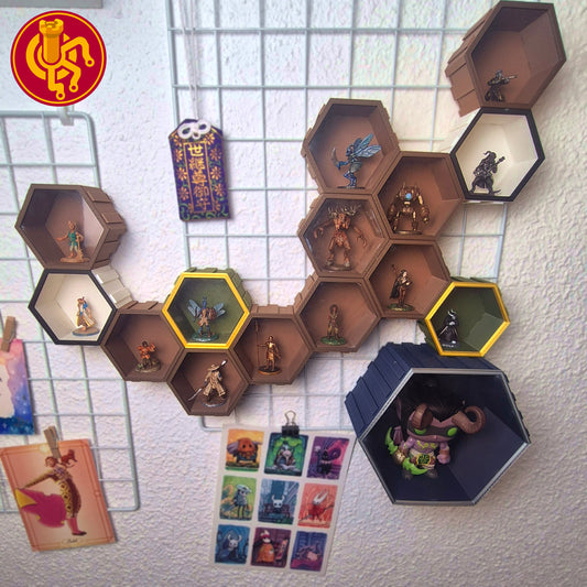 Hexagonal Display for Figures with Magnetic Lid (Anti-dust!) | D&D Mini, Funko, Lego